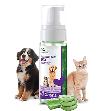 Natural Remedies Fresh Me Up Hypoallergenic Mild Waterless Foam Cleanser, for Dog & Cat All Breed, 140 ml