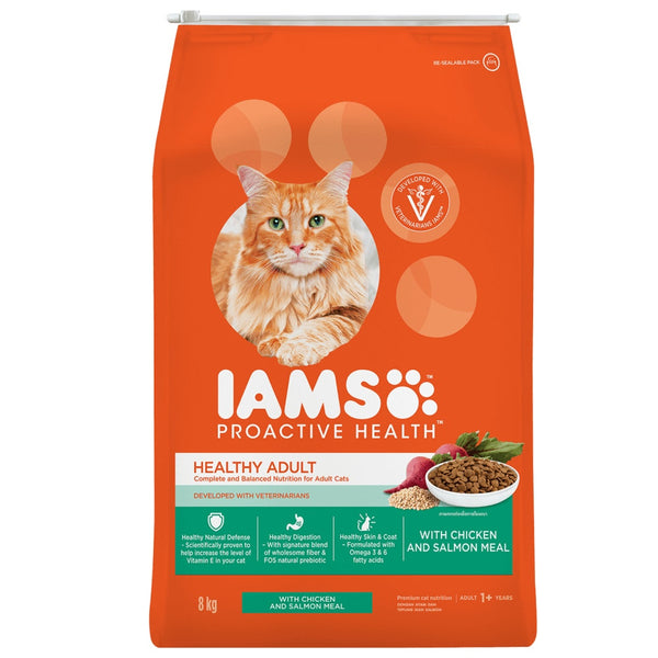 IAMS Proactive Healthy Adult Cat Food With Chicken & Salmon Ingredients